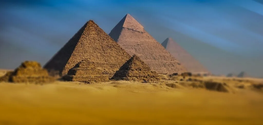 Best Time to Visit the Pyramids